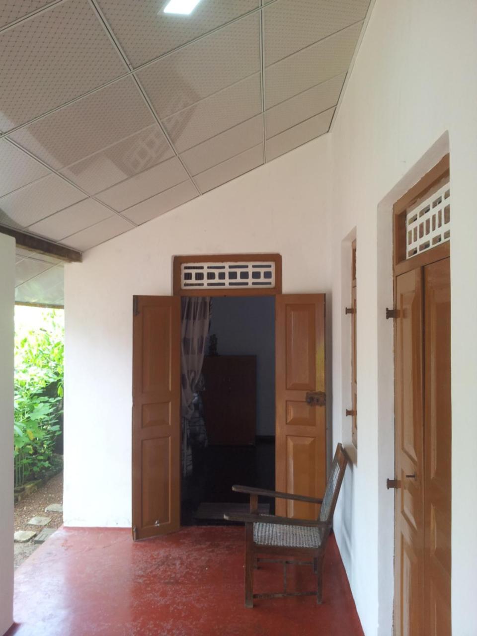 Ami Place Rooms With Kitchen Hikkaduwa Exterior foto